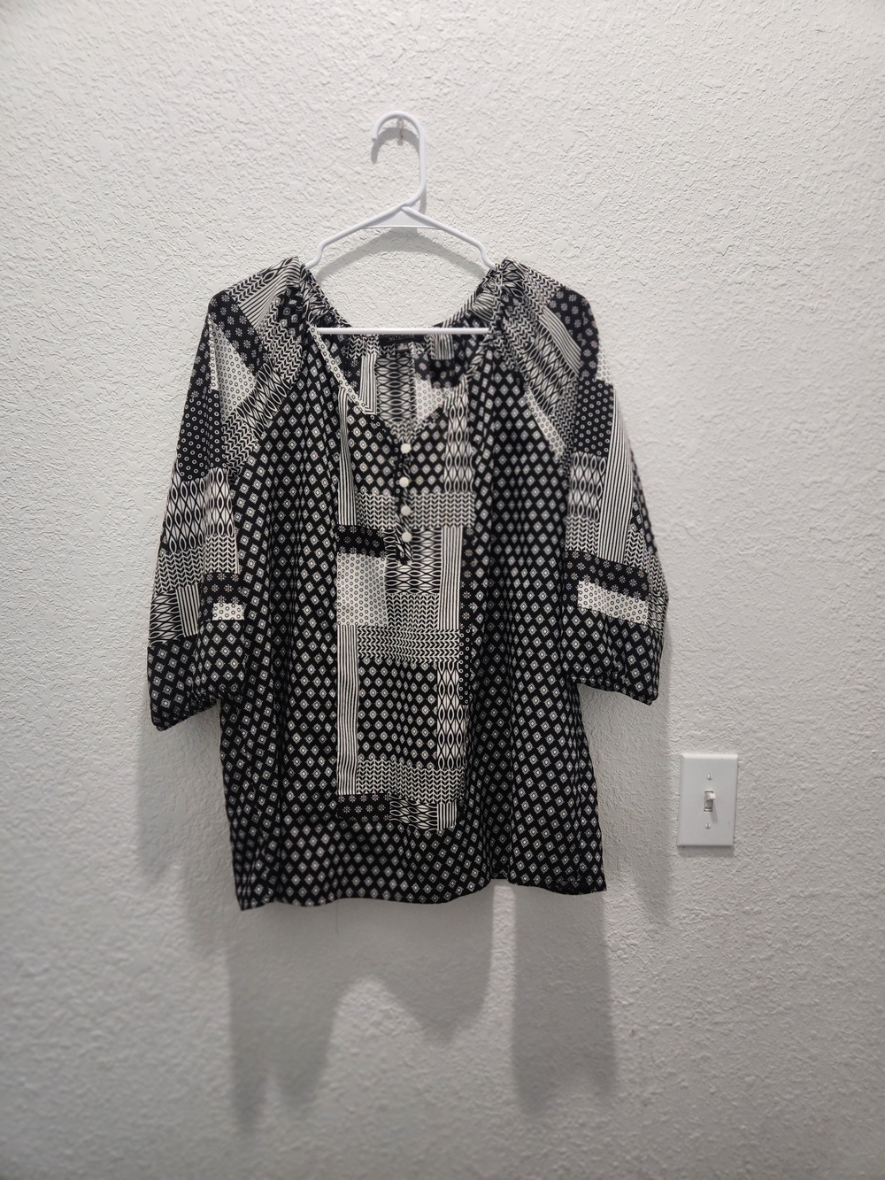 Notations Black & White Mixed Pattern Tunic